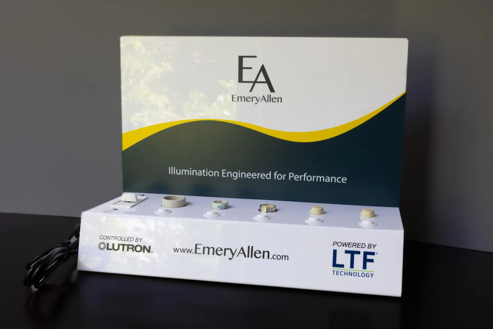 PRODUCT DISPLAY W/O BULBS INCLUDED